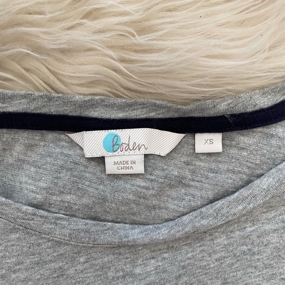 Boden Dachshund Embroidered Wiener Dog Gray Robyn Jersey Tee  Short Sleeve Shirt - Picture 9 of 11